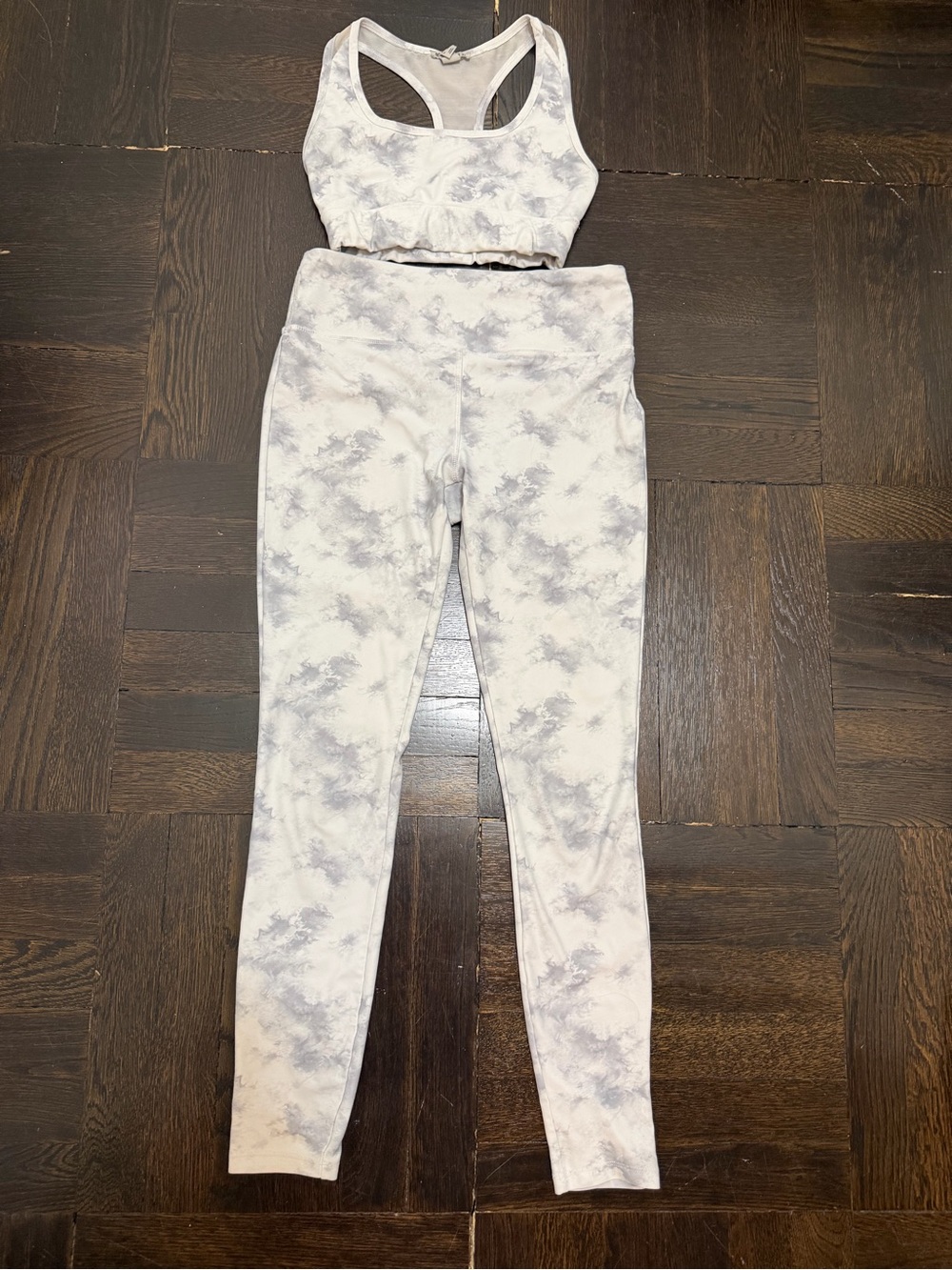 Forever 21 White & Light Gray Tie-Dye High-Waist Leggings Set